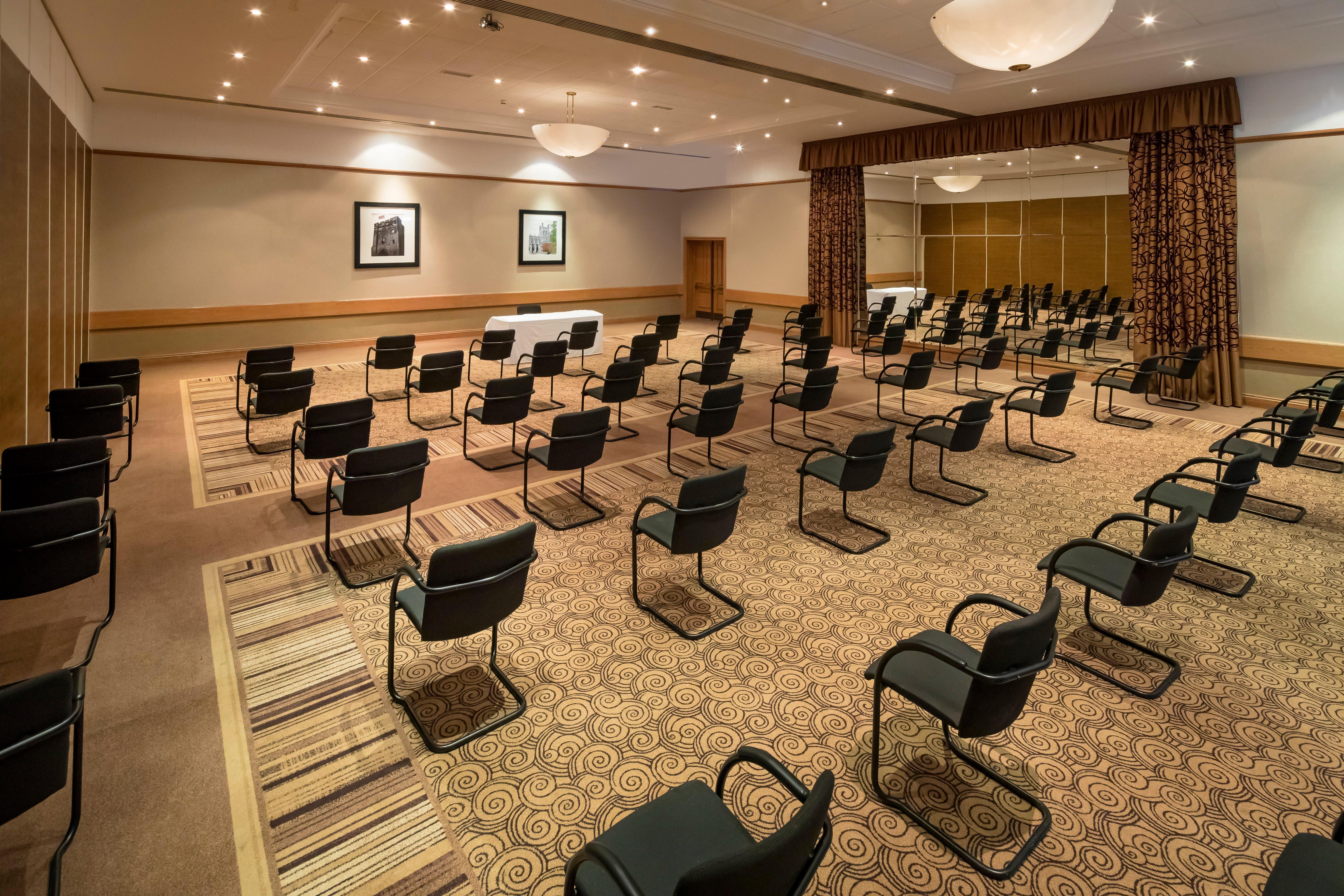 Crowne Plaza Chester By Ihg Exterior foto